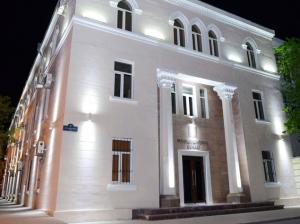 Məhkəmə-Hüquq Şurasının iclası keçirilib
