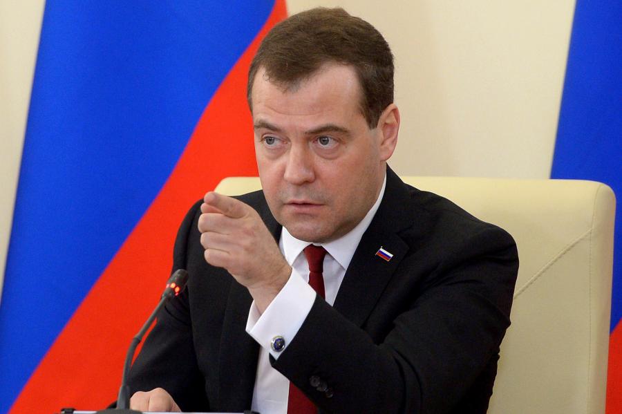 Medvedevdən Davudoğluna cavab