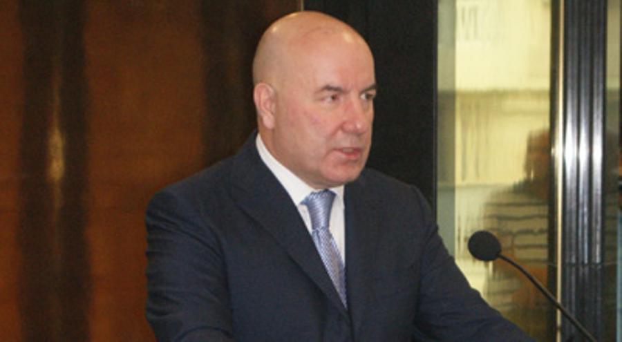 Elman Rüstəmov Prezidentin fəxri diplomu ilə təltif edilib
