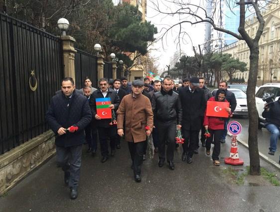 Bakıda Ankara terrorunda həlak olanlar anıldı