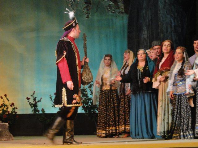 Əsli və Kərəm" operası yeni təqdimatda (Fotolar)