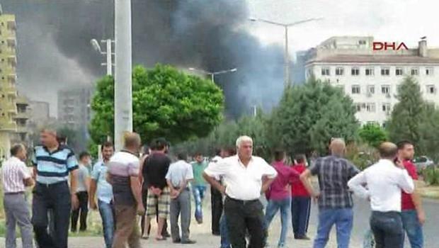 Türkiyədə polis idarəsinə terror hücumu 