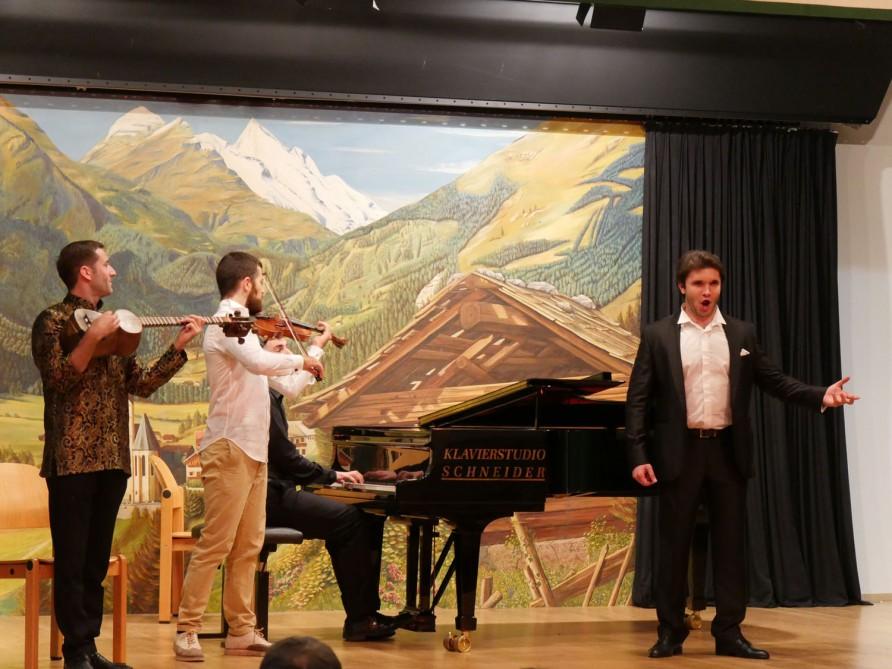 Azərbaycan musiqisi Alp dağlarında 