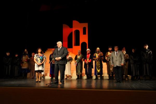 "Üç məkan" II Şəki Beynəlxalq Teatr Festivalı başa çatdı