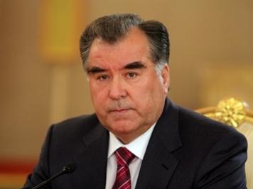 Emomali Rahmona “Müstəqil Tacikistanın qurucusu” titulu verildi