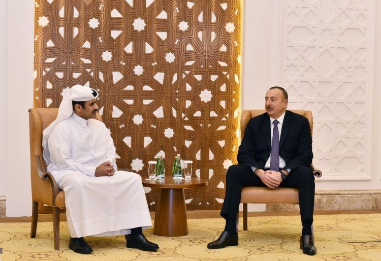 Prezident “Qatar Petroleum”un icraçı direktoru ilə bir arada