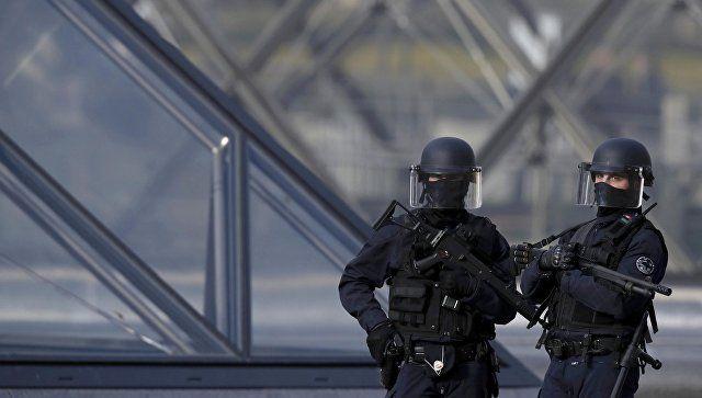 Parisdə nümayişçilərlə polis arasında toqquşma 