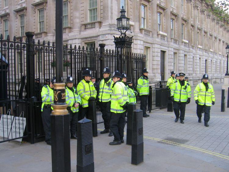 London teraktında 3 polis yaralandı