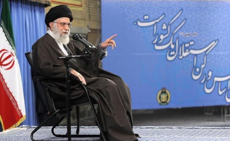 İran dini lideri ABŞ-ı yalan danışmaqda günahlandırdı