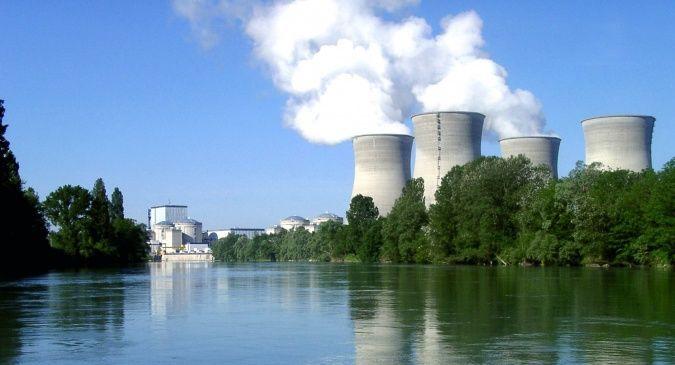 Fransada atom elektrik stansiyasında yanğın 