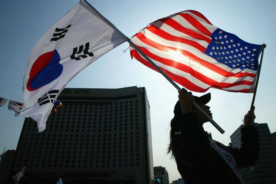 ABŞ Cənubi Koreyada nüvə silahı yerləşdirə bilər