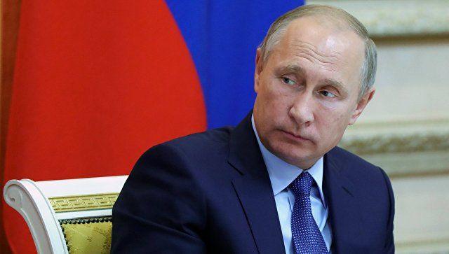 Putin: “Beynəlxalq hüquq sistemi eroziyaya uğrayıb”