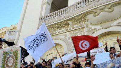 Tunisdə etirazçılarla polis arasında toqquşma: ölən və yaralananlar var