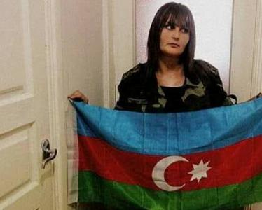 Evi yanan mərhum jurnalistin bacısı aidiyyatı orqanlardan kömək istədi