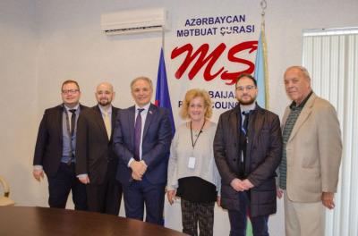 ABŞ və İtaliya jurnalistləri Mətbuat Şurasında