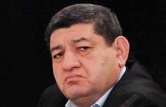 Nizami Cəfərov: “İlhamə Quliyeva o qədər darıxır ki, özü-özünə ad verir”