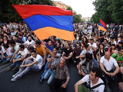 Yaxın üç ay ərzində Ermənistan təlatümlü dövr yaşayacaq
