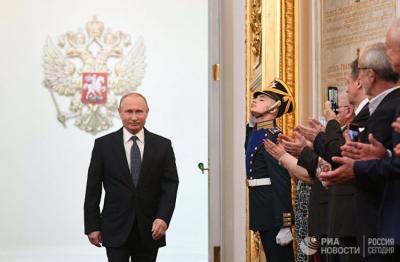 Putin: "Medvedevin xüsusi təqdimata ehtiyacı yoxdur"