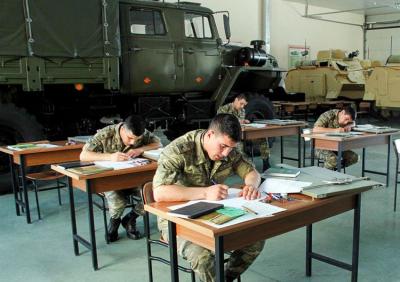 Ali Hərbi Məktəbdə dövlət imtahanları keçirilir