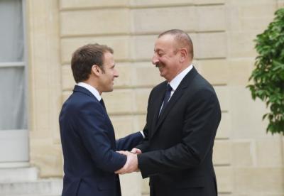 İlham Əliyev Fransa prezidenti ilə görüşdü