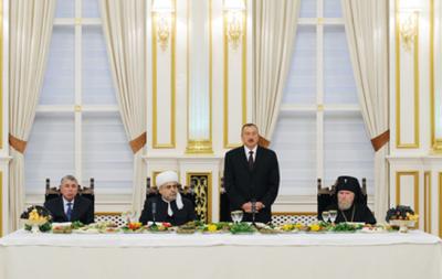 Prezident iftar mərasimində iştirak edib