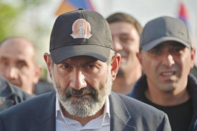 "Ermənistanda daxili siyasət gərginləşir"