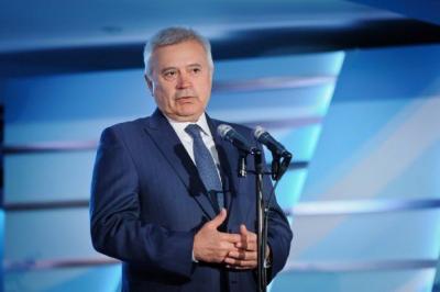 Özbəkistan prezidenti Vahid Ələkbərovu "Dostluq" ordeni ilə təltif etdi