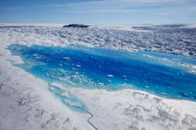 Qrenlandiyada buzlar sürətlə əriyir