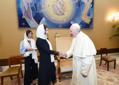 Mehriban Əliyeva Roma Papası ilə görüşdü
