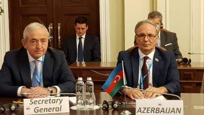 Əflatun Amaşov QDİƏT komitəsinin Kiyevdə keçirilən iclasında