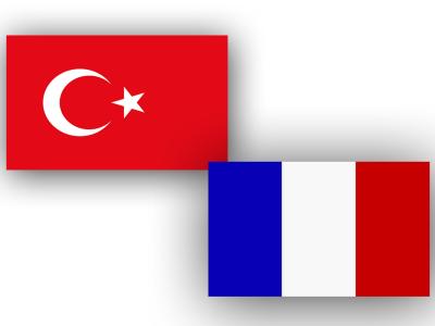 Türkiyə və Fransa xarici işlər nazirləri Parisdə görüş keçirdi