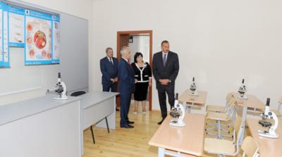 Prezident paytaxtın 31 saylı məktəbində olub