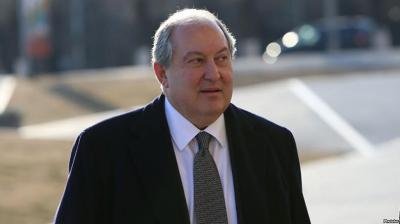 Ermənistan prezidenti 6 naziri istefaya göndərdi