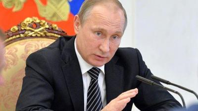 Putin: "Tramp günahkar axtarırsa, güzgüyə baxsın"