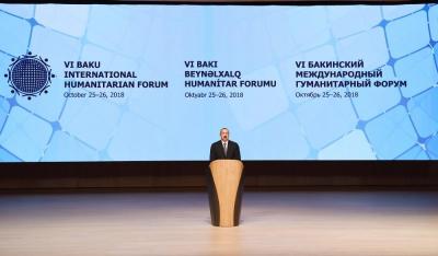 Prezident və xanımı VI Bakı Beynəlxalq Humanitar Forumunun açılışında
