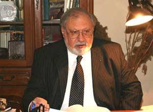 Rüstəm İbrahimbəyov: "Qoy, Milli Şura özü qərar versin"