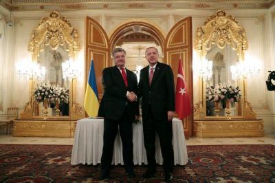 Poroşenko Antalyada Ukrayna konsulluğunu açdı