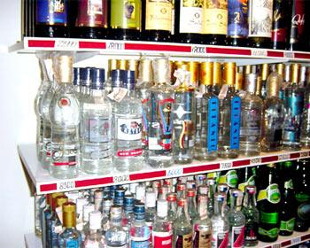 Spirtli içkilərin nağd satışı qadağan oluna bilər