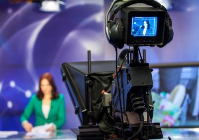 "Ədəbi dilin televiziya və radiolarda bərbad hala salınması adiləşib"