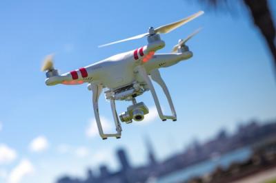 AMEA: "Dronlarla bağlı qanun qəbul edilməlidir"