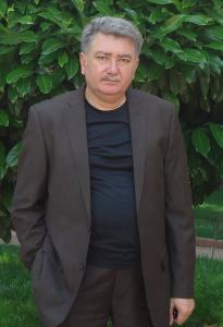 Əlli yaşın ömür məqamları
