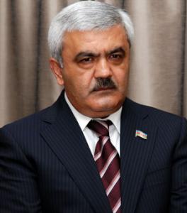 Rövnəq Abdullayev: “Heç kəsin evini sökmürük”