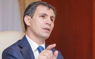 Zahid Oruc Ermənistanın təzminatı torpaq formasında ödəməsini təklif edib