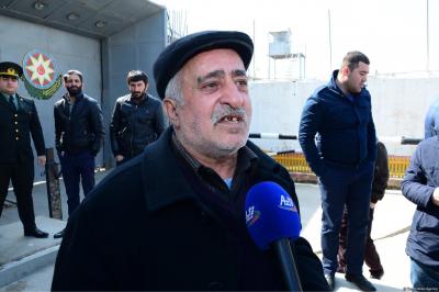 Oğlu azadlığa çıxan ata: "Bu gün bizim üçün böyük bayramdır"