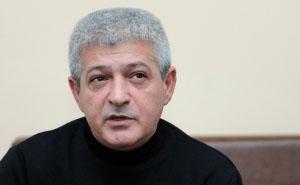 Cavanşir Yusifli: “...Yanıb kül olmuş günlərinə baxıb təəssüf edirsən...”