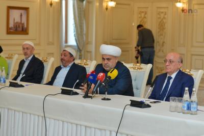 Allahşükür Paşazadə: "Notr-Dam kilsəsinin yanmasına ürəyim ağrıdı"