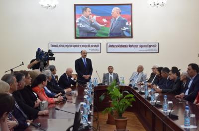 İlyas Əfəndiyevin anadan olmasının 105 illiyinə həsr olunmuş tədbir 