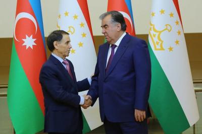Novruz Məmmədov Tacikistan prezidenti ilə görüşüb