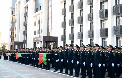 2 iyul Azərbaycanda Polis Günüdür