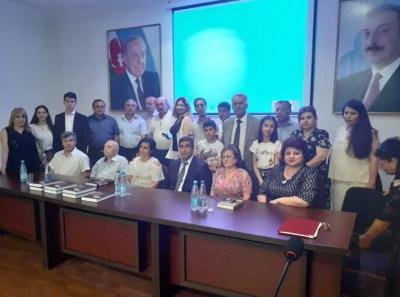 Yazıçı Sadıq Qarayev oxucularla görüşüb